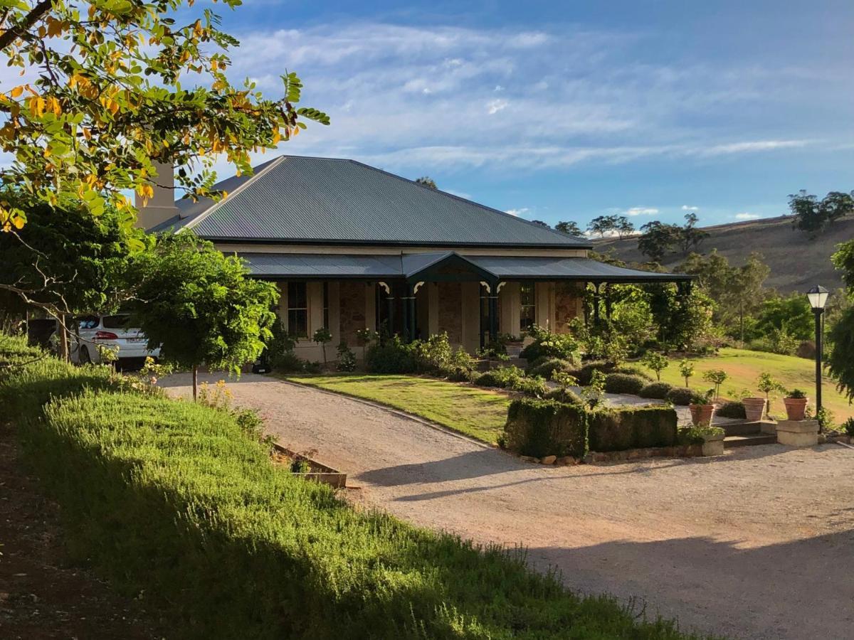 Battunga Cottages Watervale Exterior photo